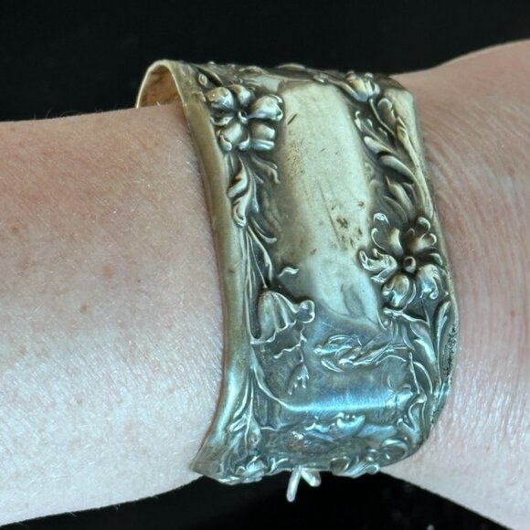 Antique Sterling Silver Cuff Bracelet Floral Art Nouveau Lady Face Victorian 925 - Picture 8 of 8